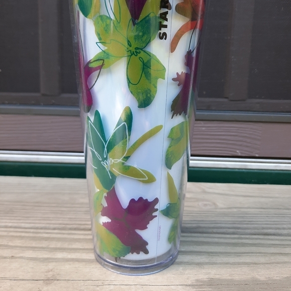 Starbucks Spring 2022 Floral Tropical Tumbler Venti 24 fl oz cold drink cup - Picture 3 of 11